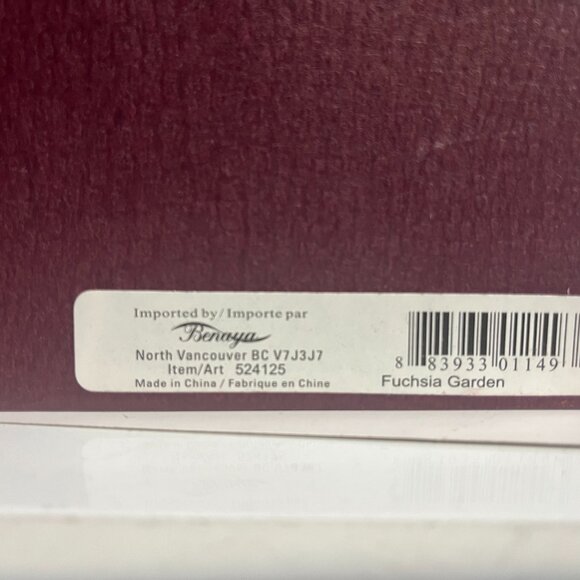 Benaya Fuchsia Garden Teapot - Picture 9 of 9